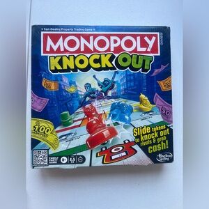 Monopoly Knockout Family Party Game, Quick-Playing Board Games for Ages 8+
